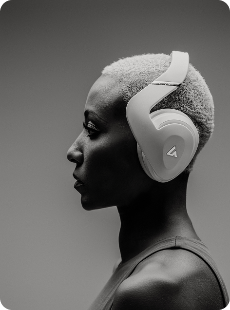 The slipping problem isn't a user error. It's a design failure. Here's the engineering reason why standard over-ear headphones fail under athletic load — and how LIVV Pro's patented counter-tension system solves it at the mechanical level.